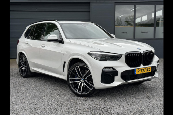 BMW X5 xDrive40i High Executive 7p. Navi,Clima,Cruise Adaptief,Leder,Camera,LM Velgen 22'',Stoelverwarming,341pk