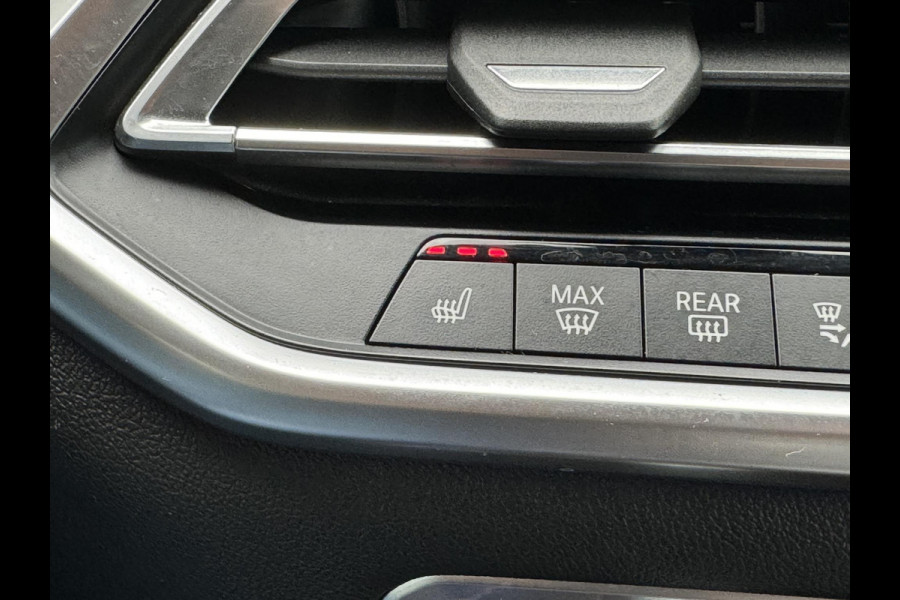 BMW X5 xDrive40i High Executive 7p. Navi,Clima,Cruise Adaptief,Leder,Camera,LM Velgen 22'',Stoelverwarming,341pk