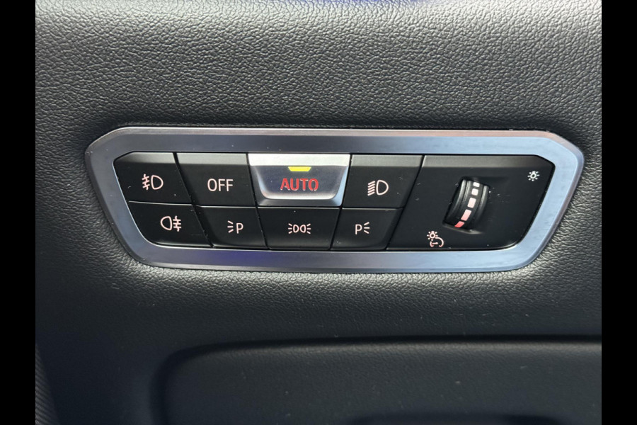 BMW X5 xDrive40i High Executive 7p. Navi,Clima,Cruise Adaptief,Leder,Camera,LM Velgen 22'',Stoelverwarming,341pk