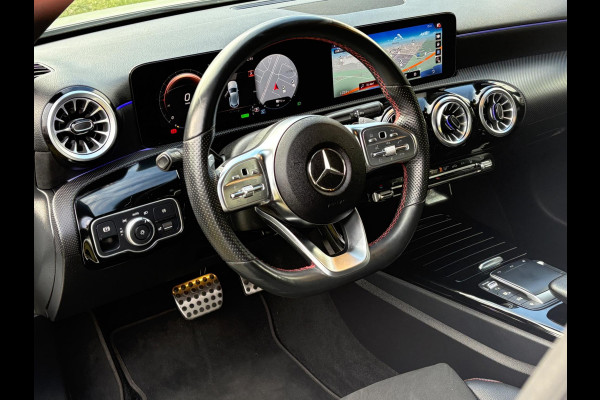 Mercedes-Benz A-Klasse 250 e AMG Edition /Navi/Cam