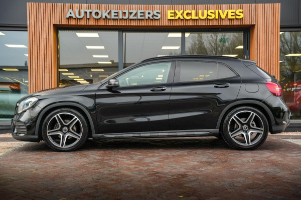 Mercedes-Benz GLA GLA 180 Night pakket Automaat