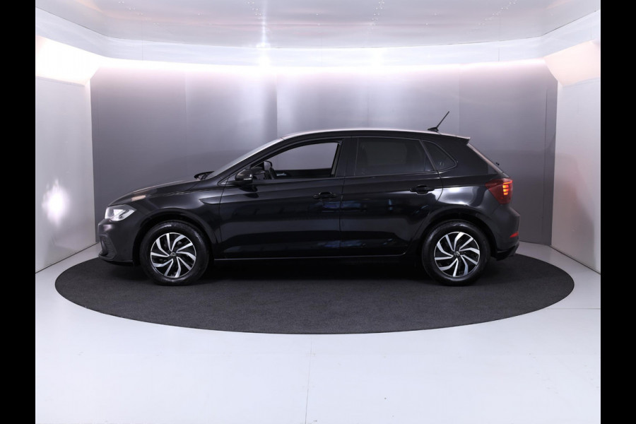 Volkswagen Polo 1.0 TSI Life 95 pk | Private lease vanaf € 469,- pm | Verlengde garantie | Navigatie via App | Parkeersensoren | Achteruitrijcamera | Adaptieve cruise control | Stoelverwarming |