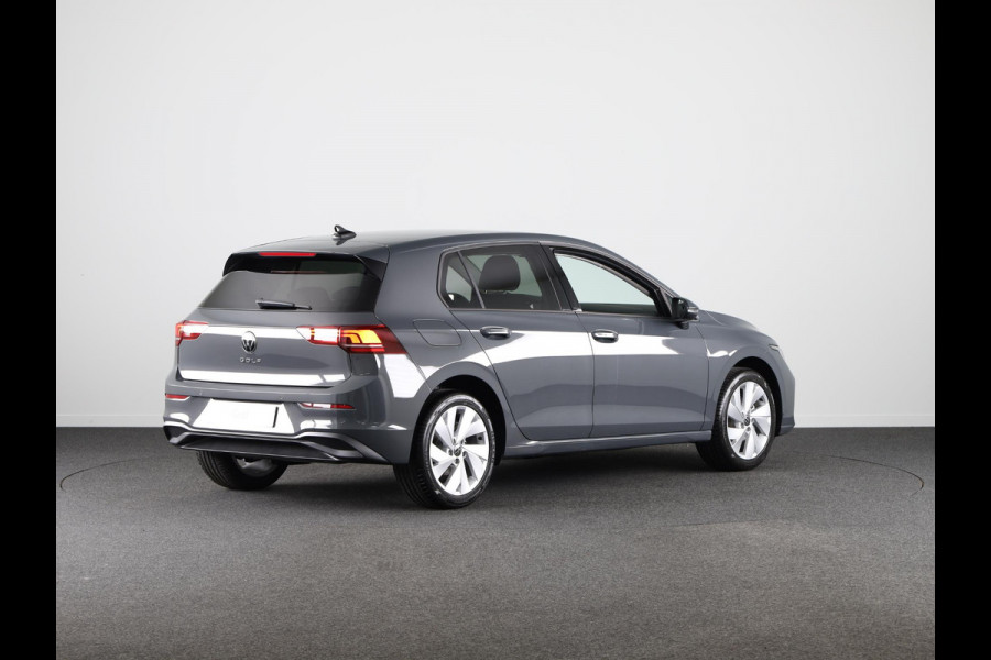 Volkswagen Golf Life Edition 1.5 TSI 85 kW / 116 pk Hatchback 6 ve