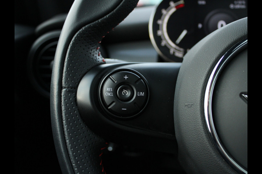 MINI Mini 1.5 Cooper John Cooper Works PANO | HARMAN KARDON | STOELVERW | CARPLAY | LAGE KM ! DEALER ONDERHOUDEN | VIRTUAL COCKPIT