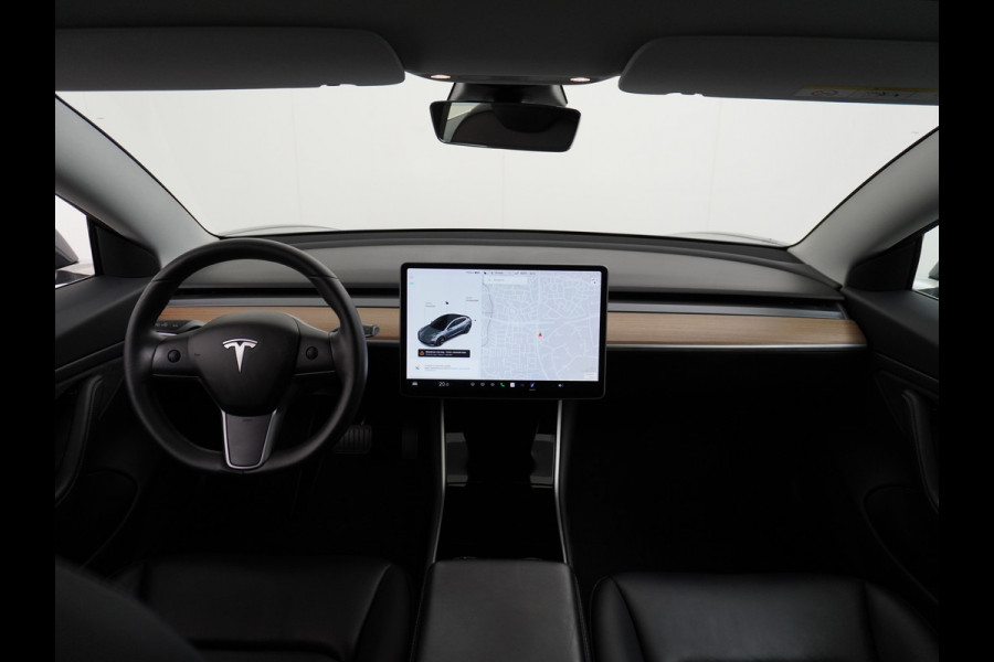 Tesla Model 3 Long Range 75kWh 463PK FSD-Full Self Driving Computer-3 Premium Audio 4wd  18" Lmv AutoPilot Panoramadak Camera's Leder Adaptive Stoel en achterbank verwarming Keyless Electr.Stoelen+Memory+Easy-Entry WiFi Origineel Nederlandse auto Grootste accu, Tot 16,5kwh thuis laden.