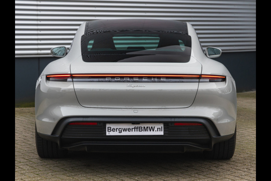 Porsche Taycan Performance - Pano - Luchtvering - Warmtepomp - 84 kWh