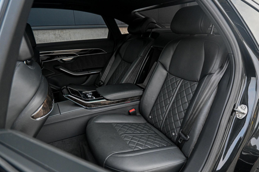 Audi A8 55 TFSI quattro Lang *Bang & Olufsen / Stoel- massage & ventilatie / Panorama / HUD / Soft-Close*