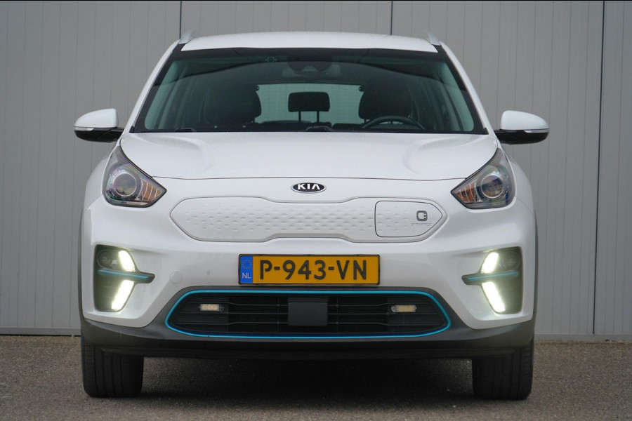 Kia e-Niro DynamicLine 64 kWh / Navigatie / Incl. BTW / Trekhaak / Climate / Cruise Control