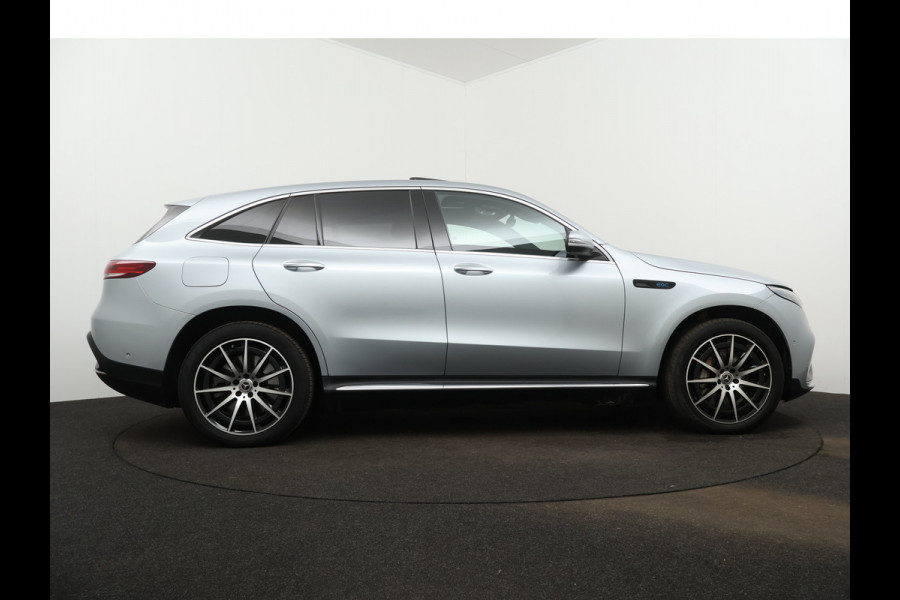 Mercedes-Benz EQC 400 4MATIC Business Solution AMG 80 kWh | Multispaaks lichtmetalen velgen | Navigatie | Parking support met camera achter | Inclusief 48 maanden MB Certified garantie voor Europa.