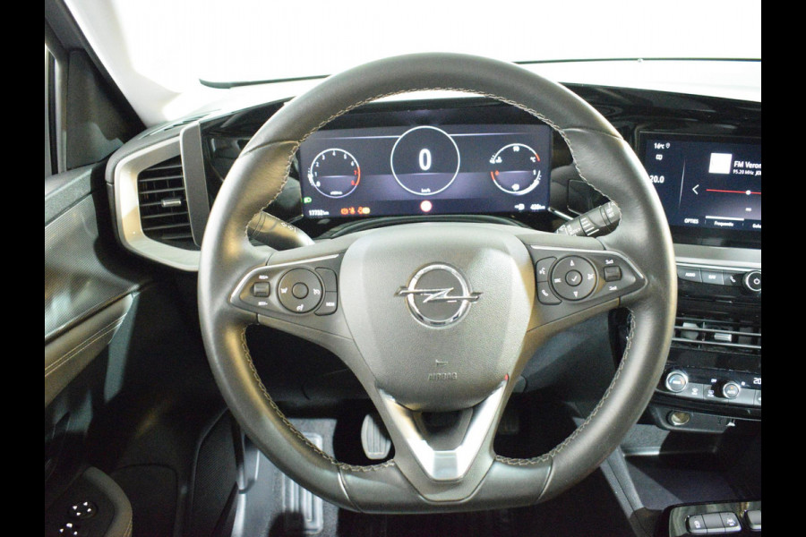 Opel Mokka 1.2 Level 3 NAVIGATIE | CARPLAY | ACHTERUITRIJCAMERA MET SENSOREN | E.C.C. | 18.662km