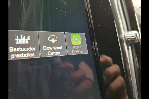 Volvo XC40 T5 Recharge R-Design Plug In Hybrid 262pk PHEV | Alcantara Sportstoelen Memory | Adaptive Cruise | Harman Kardon | Pilot Assist | Virtual | Navigatie | Apple Carplay | Camera | DAB | Stoel & Stuurverwarming |