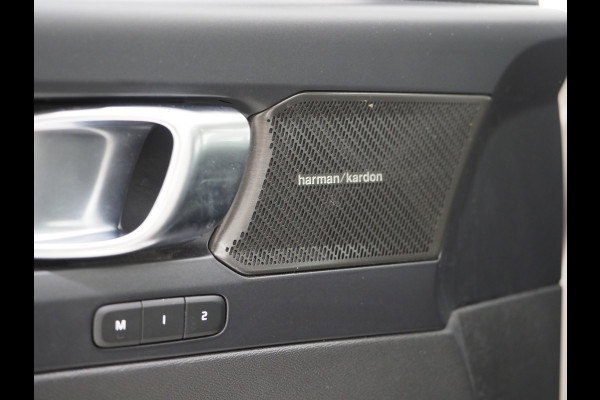 Volvo XC40 1.5 T4 Recharge Ultimate | Panoramadak | Pilot Assist | Harman/Kardon | 360 | Keyless