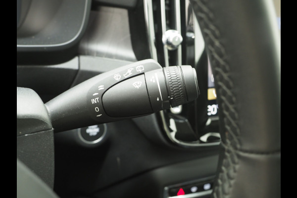 Volvo XC40 1.5 T4 Recharge Ultimate | Panoramadak | Pilot Assist | Harman/Kardon | 360 | Keyless