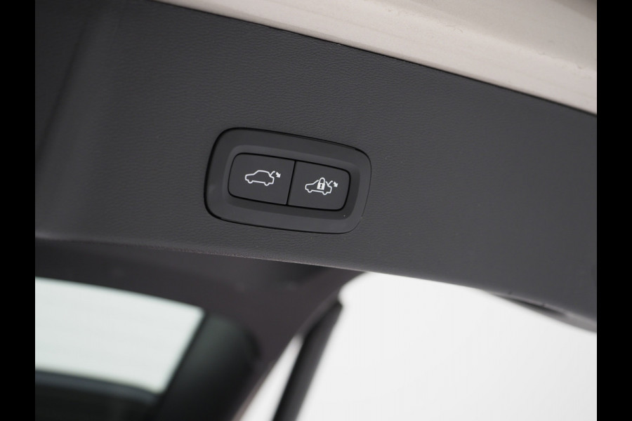 Volvo XC40 1.5 T4 Recharge Ultimate | Panoramadak | Pilot Assist | Harman/Kardon | 360 | Keyless