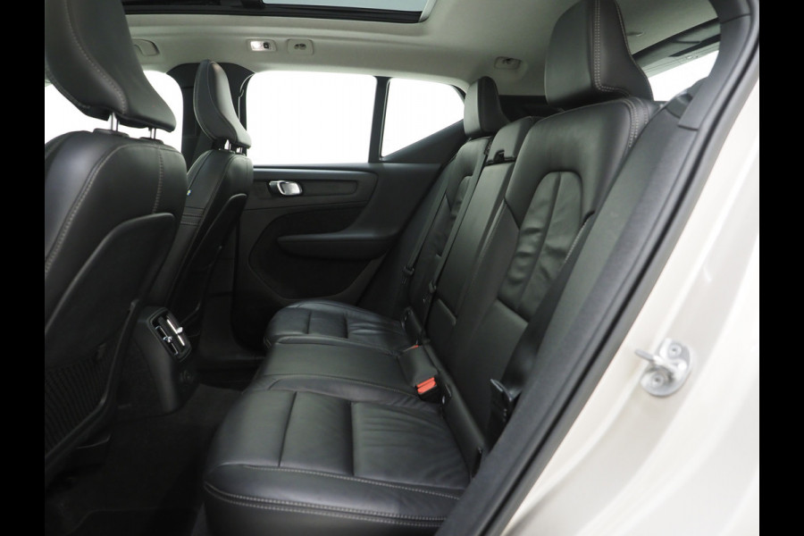 Volvo XC40 1.5 T4 Recharge Ultimate | Panoramadak | Pilot Assist | Harman/Kardon | 360 | Keyless