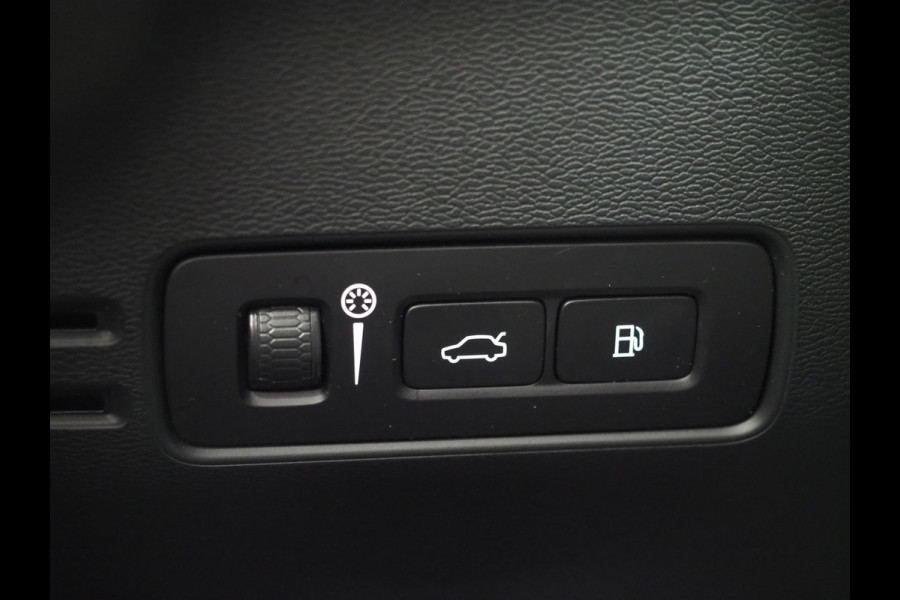 Volvo XC40 1.5 T5 Recharge Ultimate | Panoramadak | Pilot Assist | Harman/Kardon | 360 | Keyless