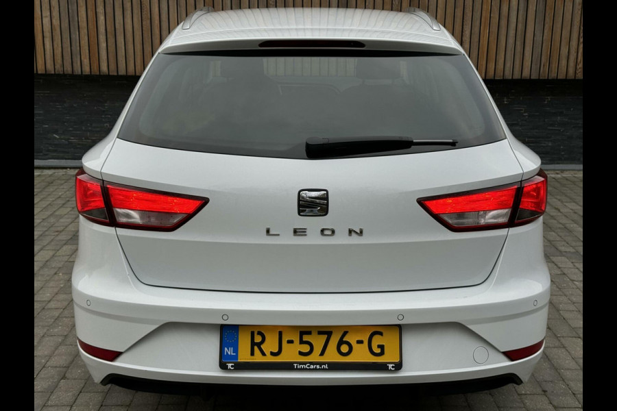 Seat León ST 1.4 EcoTSI Business Intense Automaat | Alcantara bekleding | Seat Sound | Apple CarPlay | Navigatiesysteem | Cruise Control | Cl