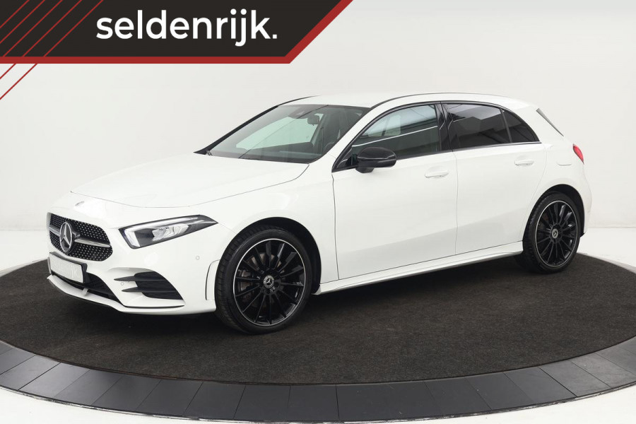 Mercedes-Benz A-Klasse 250e AMG Night | Stoelverwarming | Carplay | Sfeerverlichting | Widescreen | Leder/Alcantara | Full LED | Navigatie | Camera | Park Assist