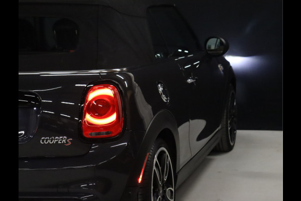 MINI Cabrio 2.0 Cooper S Chili [APPLE CARPLAY, CAMERA, LED VERLICHTING, VOL LEDER, CRUISE CONTROL, BLUETOOTH CONNECTIE, NIEUWSTAAT]