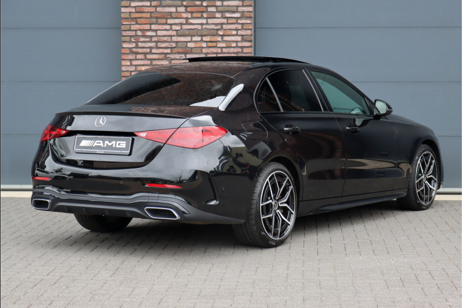 Mercedes-Benz C-Klasse 300 4MATIC AMG Line Aut9 | Panoramadak | Distronic+ | Digital Light | Burmester | Trekhaak | Memory | Augmented Reality | Leder | Rijassistentiepakket | Keyless Go |