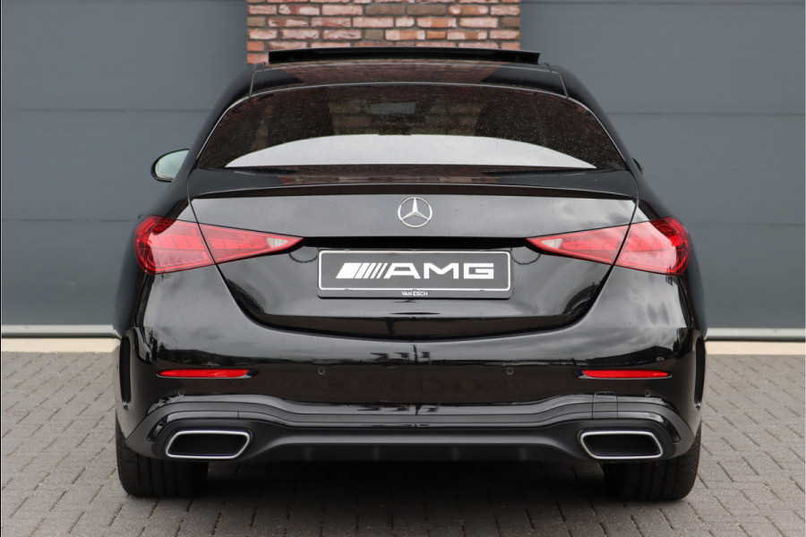 Mercedes-Benz C-Klasse 300 4MATIC AMG Line Aut9 | Panoramadak | Distronic+ | Digital Light | Burmester | Trekhaak | Memory | Augmented Reality | Leder | Rijassistentiepakket | Keyless Go |