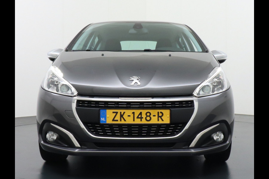 Peugeot 208 1.2 Apple Carplay Android Auto Navi Ecc Pdc Cruise control Dab+ Led Bluetooth Lmv 16" Regen-Lichtsensor Isofix Carkit PureTech Blue Allure Keurig onderhouden!