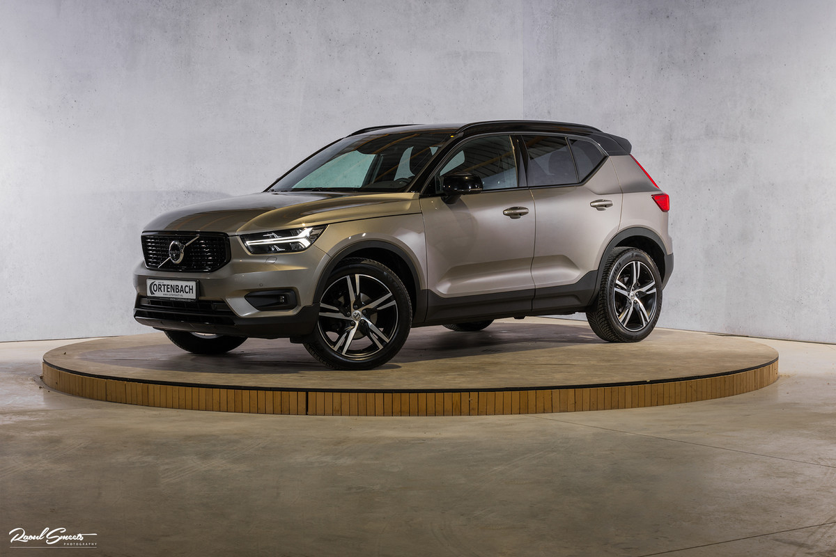 Volvo XC40 1.5 T3 R-Design | Apple Carplay | Cruise control | 360 Camera |