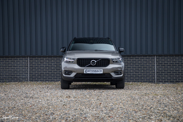 Volvo XC40 1.5 T3 R-Design | Apple Carplay | Cruise control | 360 Camera |