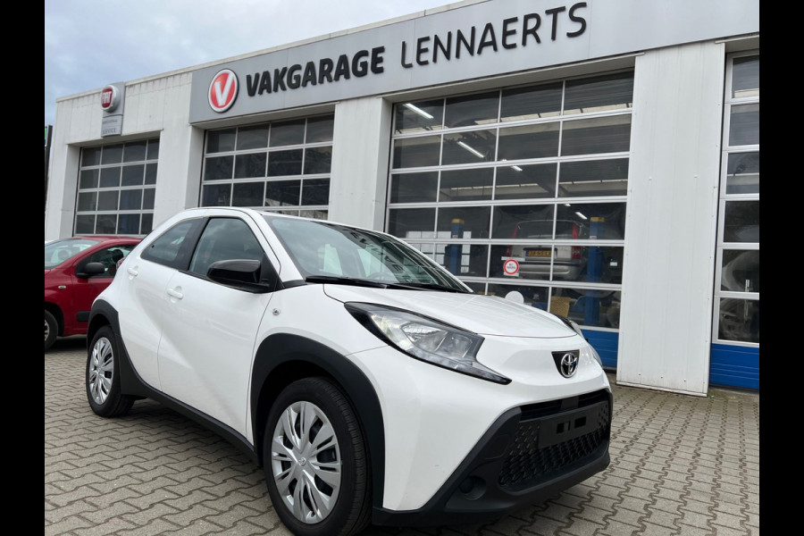 Toyota Aygo X 1.0 VVT-i MT Business Edition (BOVAG/RIJKLAARPRIJS)