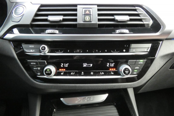 BMW X3 XDrive30e High Executive | STOELVERWARMING | CAMERA | LEDER | DIGITAAL DASHBOARD