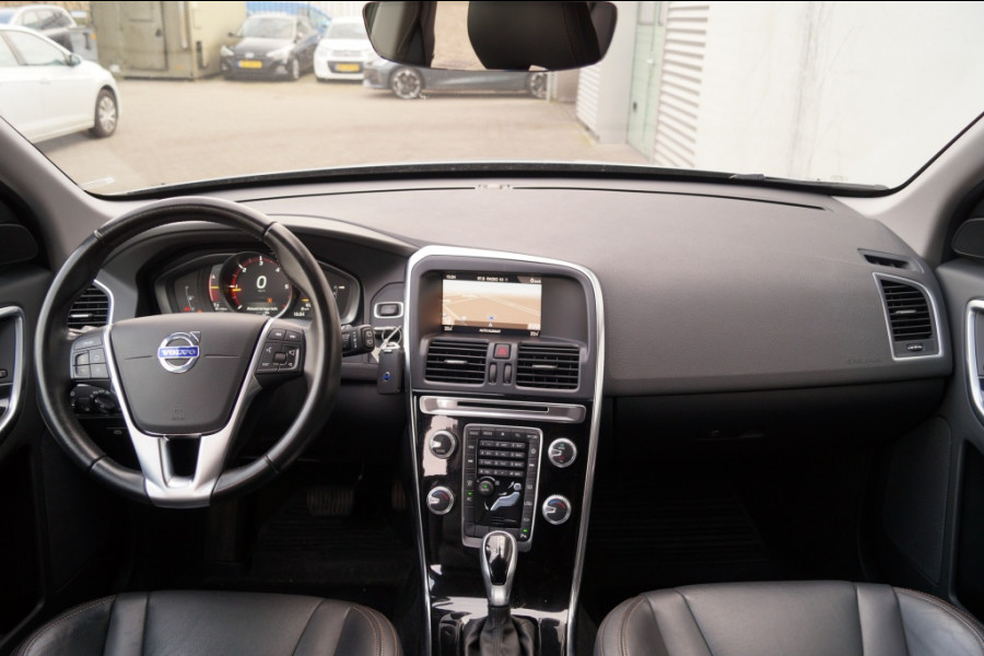 Volvo XC60 2.0 D3 150pk Automaat Momentum -LEER-NAVI-