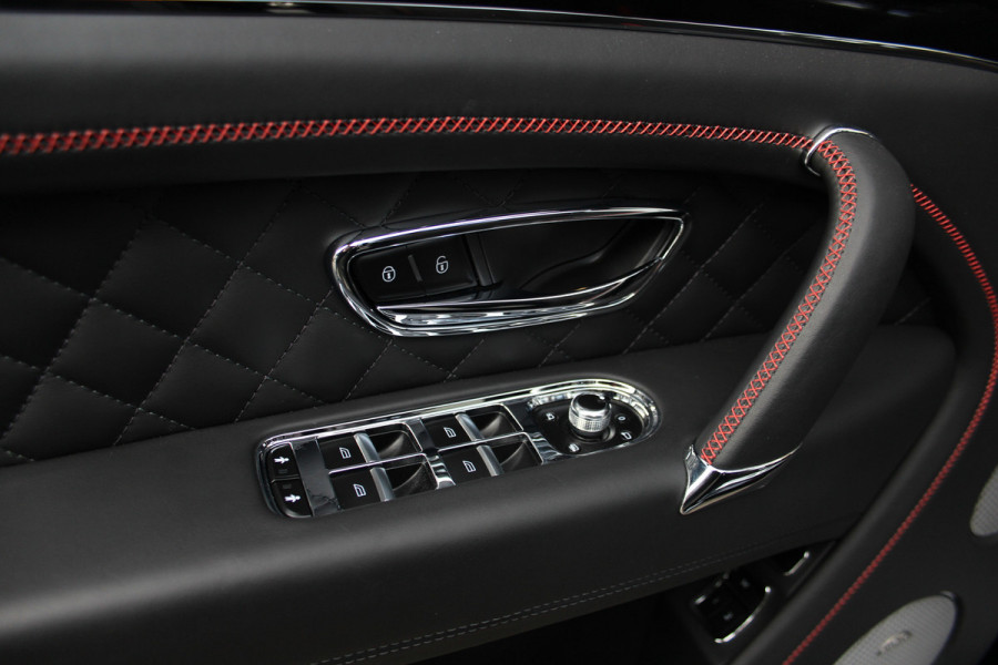 Bentley Bentayga 4.0 V8 Centenary | Mulliner | Touring | City