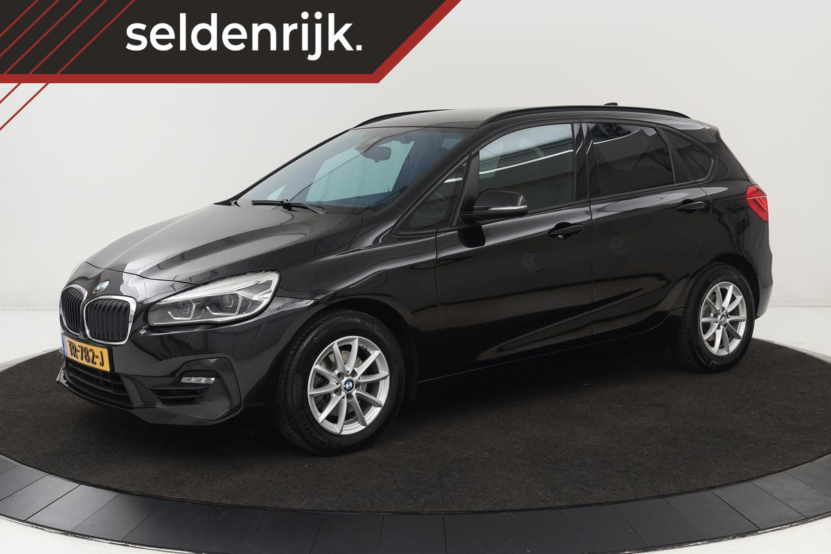 BMW 2 Serie Active Tourer 218i Executive | Stoelverwarming | Full LED | Sportstoelen | Navigatie | Climate control | Keyless | PDC | Cruise control | Bluetooth