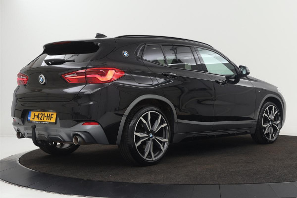 BMW X2 xDrive20i High Executive | M Sport X | Panoramadak | Leder | Harman/Kardon | Stoelverwarming | Camera | Head-Up | Carplay | DAB | Trekhaak | Keyless | Navigatie | Full LED