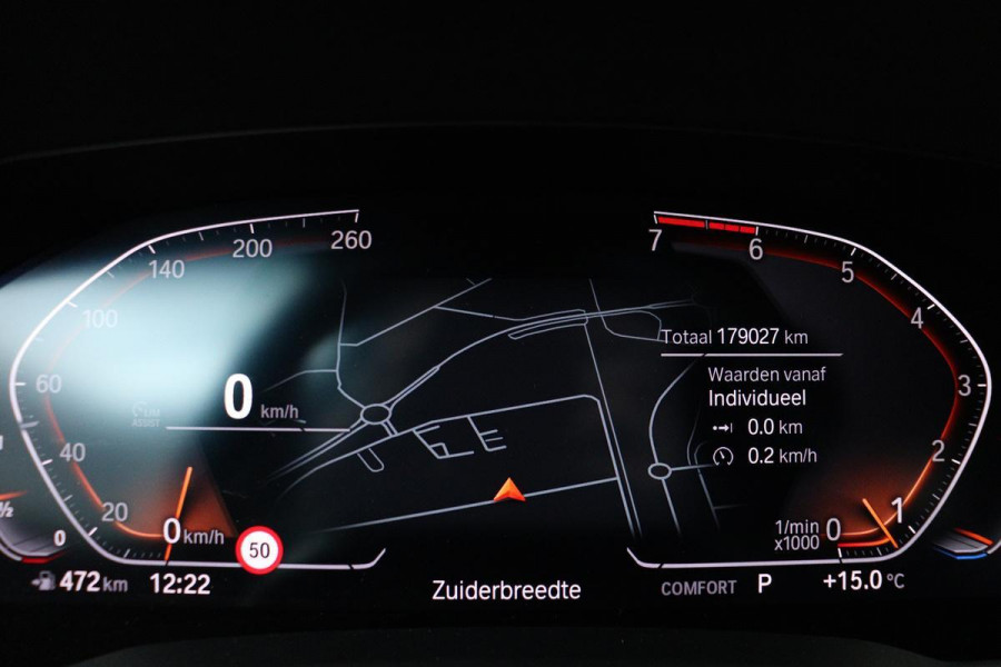 BMW 3-serie 320i Executive Edition | Sport Line | Half leder | Carplay | Full LED | Sportstoelen | Navigatie | Sfeerverlichting | Live Cockpit | Climate control | PDC | Cruise control