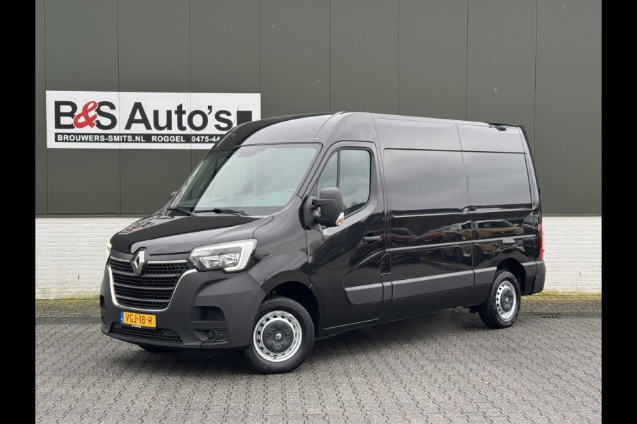 Renault Master T35 2.3 dCi 135 L2H2 Airco Navigatie Cruise Led koplampen Media player