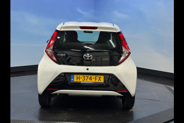 Toyota Aygo 1.0 VVT-i x-play Airco | Camera | 5 deurs | Elktr pakket.