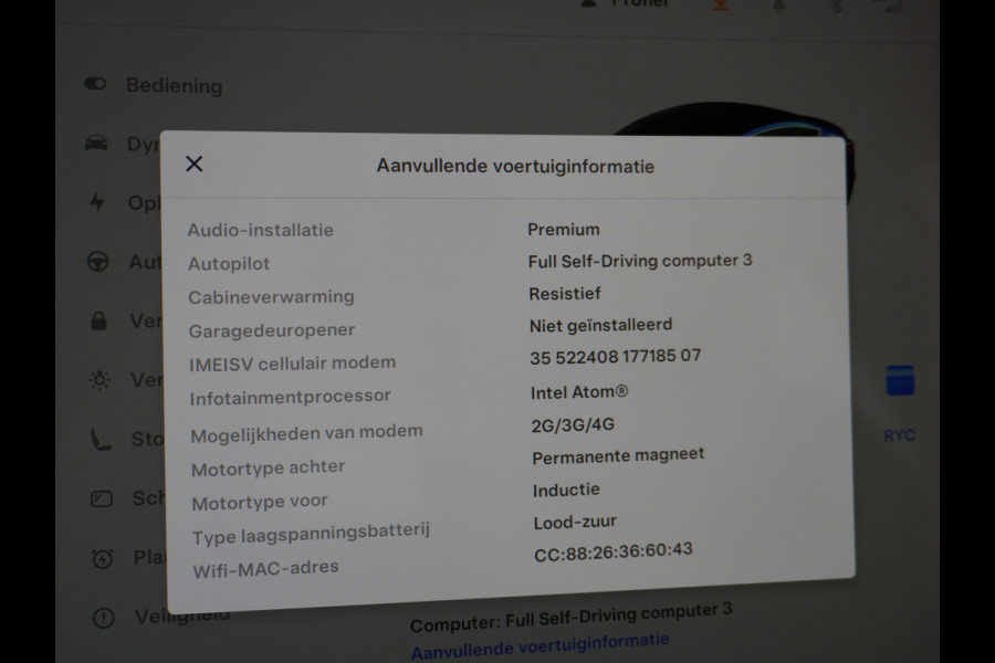 Tesla Model 3 Performance 513pk 3,4 sec 0-100 ! 20"lm FSD-computer 3 AutoPilot Carbon-Spoiler Premium-HiFi Pano.dak Camera Leer Adaptive-Cruis Navigatiesysteem full map LED-a+v Comfortstoel(en) ACC Dual-ECC DAB Voorverwarmen interieur via App Keyless via Telefoonsleutel One-Pedal-Drive 4wd Rode Remklauwen Carbon-Spoiler Premium Audio Veel grip door 4WD vierwielaandrijving.  Origineel Nederlandse auto ! nieuwprijs euro 65.680 euro Accu garantie 23-12-2027