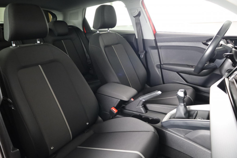 Audi A1 Sportback 25 TFSI Pro Line 95pk | Navigatie via App | 17 inch Lichtmetalen velgen | Cruise controle