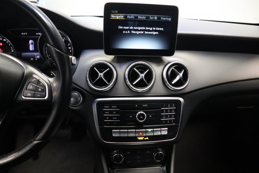 Mercedes-Benz CLA-Klasse Shooting Brake 180 Business Solution Navigatie CruiseControl 18'lmv