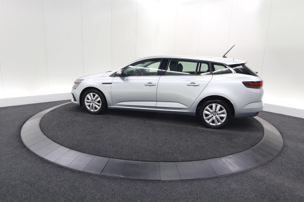 Renault MEGANE Estate TCe 140 Equilibre | 1700 KG Trekgewicht | Apple Carplay | Parkeersensoren | Navigatie