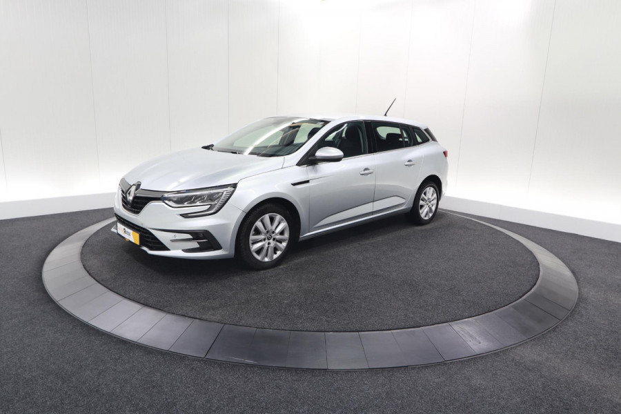 Renault MEGANE Estate TCe 140 Equilibre | 1700 KG Trekgewicht | Apple Carplay | Parkeersensoren | Navigatie