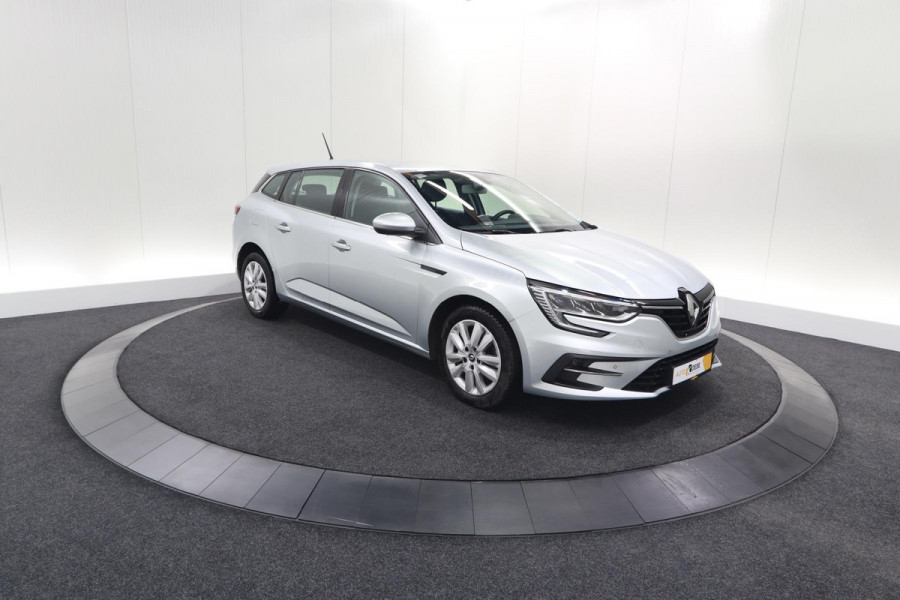 Renault MEGANE Estate TCe 140 Equilibre | 1700 KG Trekgewicht | Apple Carplay | Parkeersensoren | Navigatie