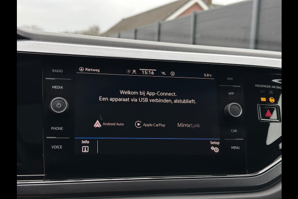 Volkswagen Polo 1.0 TSI CarPlay Panorama Camera