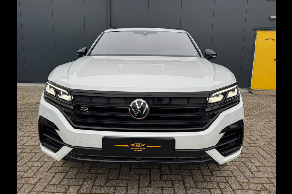 Audi Volkswagen Touareg 3.0 TSi eHybrid * 4MOTION * Panodak * Trekhaak * Leder * Black pakket *