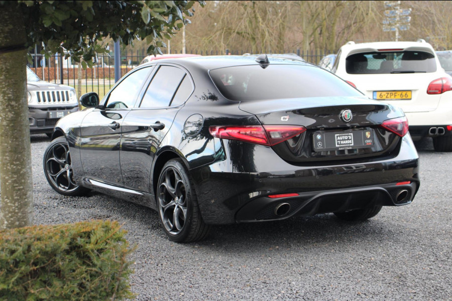 Alfa Romeo Giulia 2.0 T AWD Veloce 280 PK Aut. Leder Harman Kardon Keyless Camera 19''