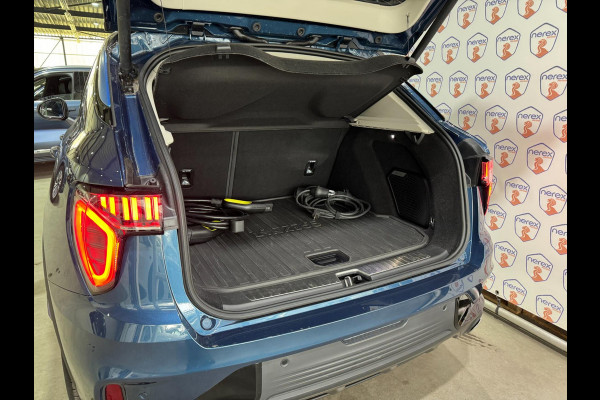 Lynk & Co 01 1.5 PANO/CAMERA/AUTO-PILOT/MEMORY/APPLE-CARPLAY