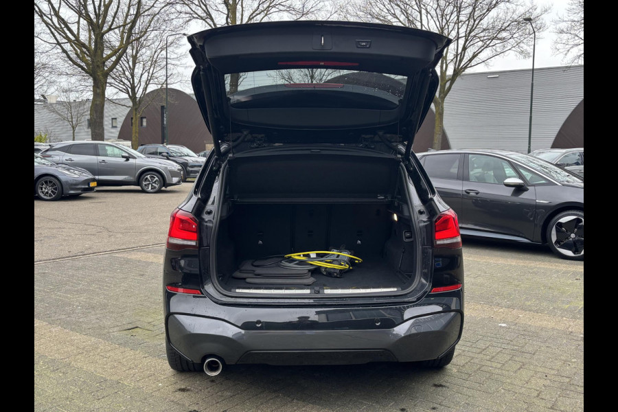 BMW X1 xDrive25e M SPORT PHEV / PLUG IN LEDER | RIJKLAARPRIJS incl. 12mnd BOVAG GARANTIE