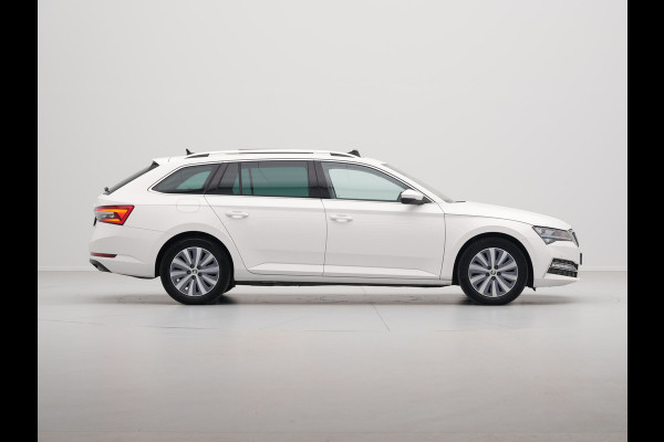 Škoda Superb Combi 1.4 TSI iV 218pk Style Panorama Trekhaak Acc Matrix Led 294