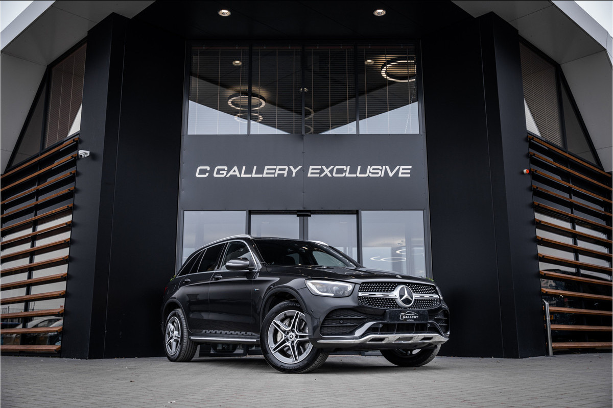 Mercedes-Benz GLC 300e 4MATIC Advantage - Panorama | Memory | Keyless | Cruise Control